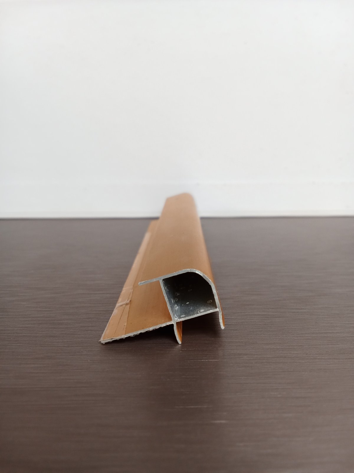 Aluminum alloy lines-Carbon crystal plate