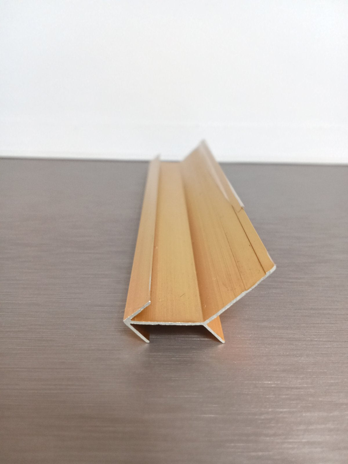 Aluminum alloy lines-Carbon crystal plate