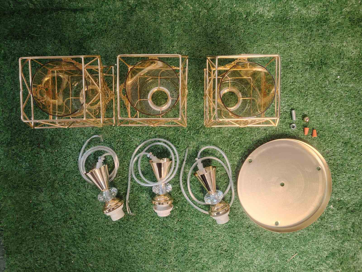 Ceiling lights XWW222-3 / XWW233-3 / XWW264-3 / XWW262-3